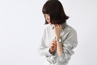 槙島聖護モデルの腕時計使用イメージ。