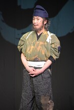 寿海役の児島功一。