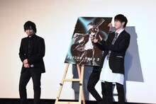 左から中村悠一、梶裕貴。