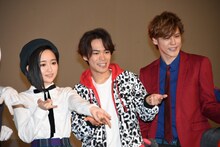 左から悠木碧、小野賢章、宮野真守。