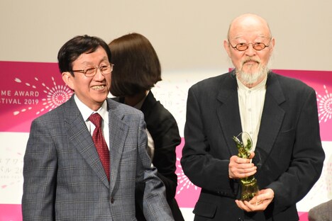 二宮常雄（左）。