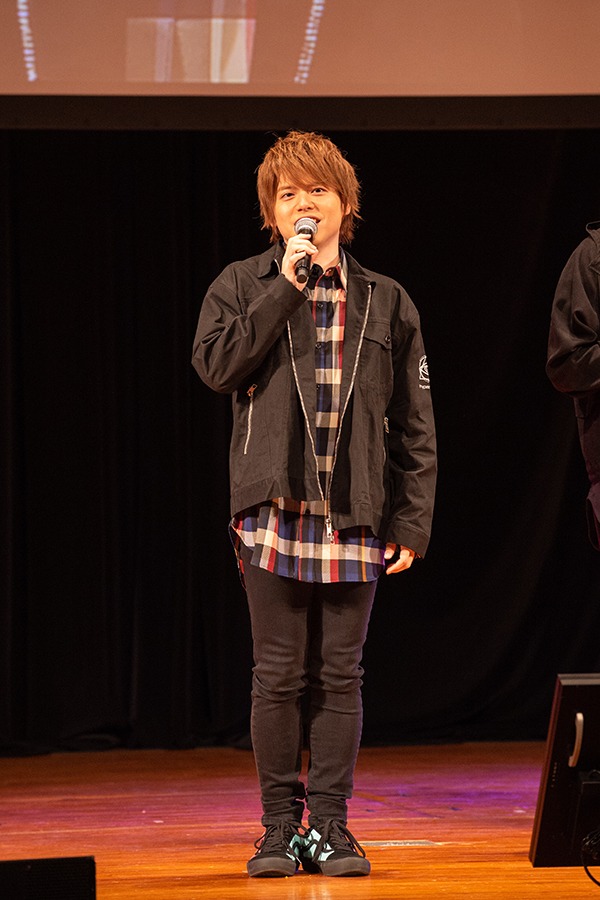内田雄馬