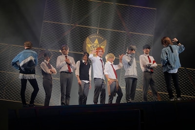 舞台「俺たちマジ校デストロイ」より。