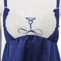 セイバーモデルのキャミソール。