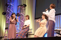 「ムビチケペア券特典のクリアファイルはヤバい」と強調する黒沢と安済。