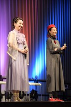 左から宍戸留美、宮原永海。