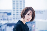 3日目に出演する藍井エイル。