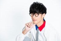 1日目に出演するオーイシマサヨシ。