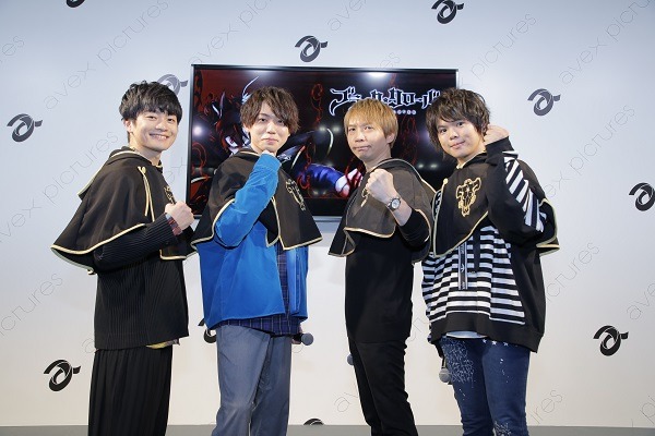「王撰騎士団（ロイヤルナイツ）編突入記念SPステージ」の様子。左から福山潤、梶原岳人、諏訪部順一、村瀬歩。