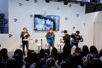 「王撰騎士団（ロイヤルナイツ）編突入記念SPステージ」の様子。