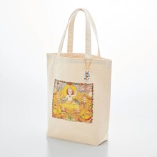 「A4サイズのファイルが入るチャーム付きトートバッグ」岡田あ～みんモデル