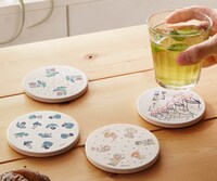 「吸水性のあるセラミックコースター2柄セット」使用イメージ