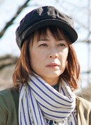 今田聖子役の佐藤仁美。