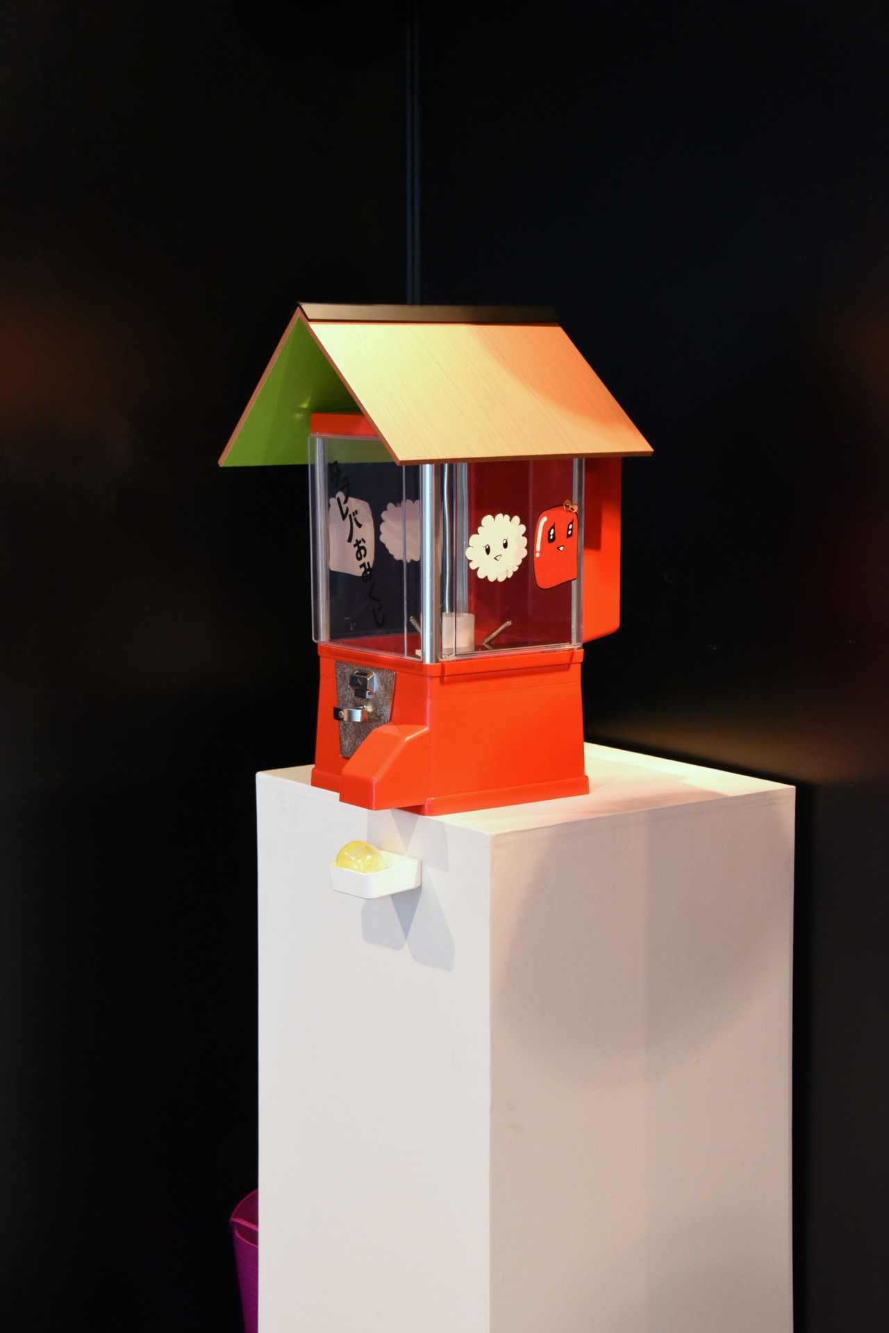 「東京タラレバ娘展」の様子。
