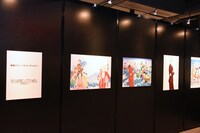 「東京タラレバ娘展」の様子。