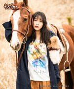 「Youtanwa T」の着用イメージ。