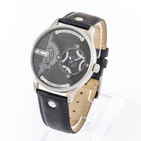 エレンモデルの腕時計。