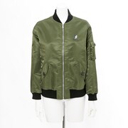 リヴァイモデルのアウター。