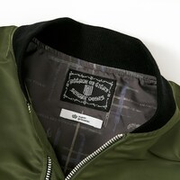 リヴァイモデルのアウター。