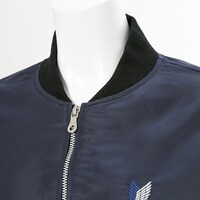 エレンモデルのアウター。