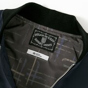 エレンモデルのアウター。