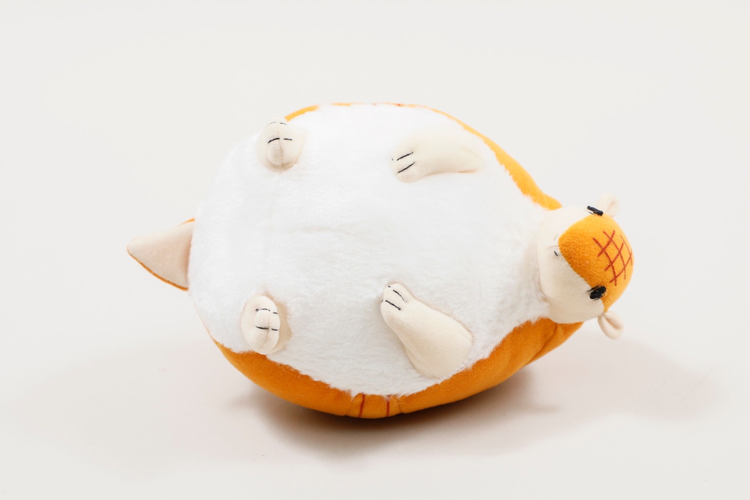 「『アルマジロのジョン』ぬいぐるみ」