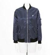 エレンモデルのアウター。