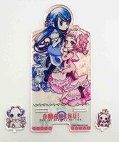 アクリル製のスマホスタンド。