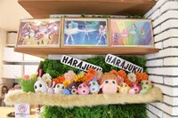 コラボカフェ入口にはペアともがずらり。