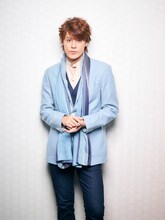 ビンカム役の宮野真守。