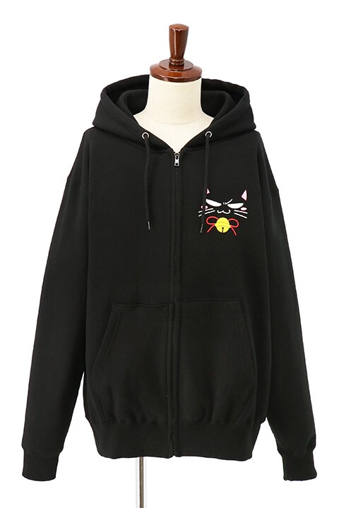 「トーニャカさんパーカー」