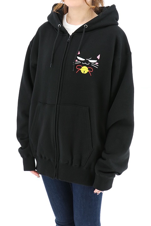 「トーニャカさんパーカー」