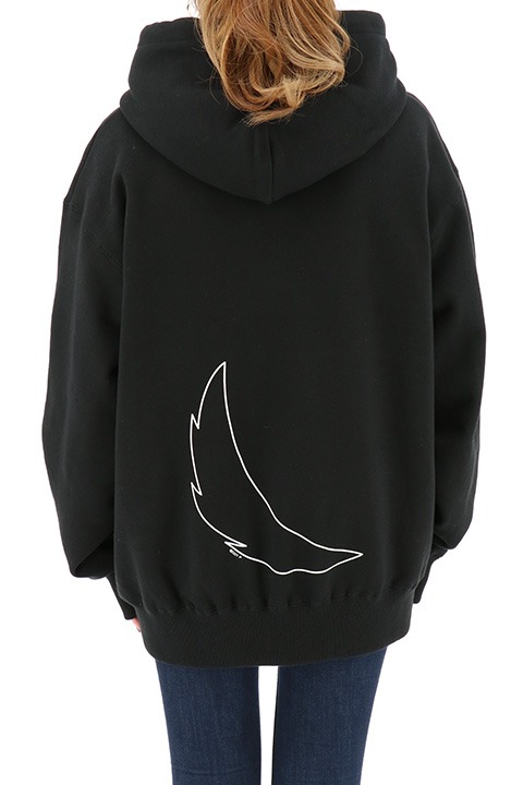 「トーニャカさんパーカー」