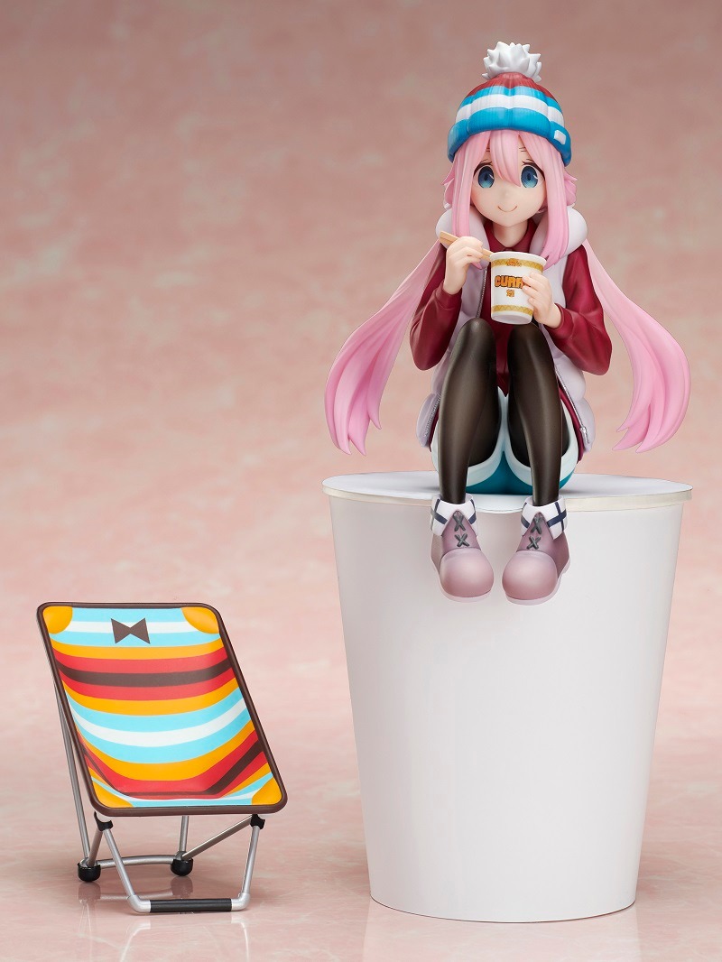 「ゆるキャン△ 各務原なでしこ 1/8 プレミアムぬーどるストッパーフィギュア」