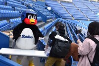 「お手羽渡し会」の様子。