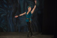 オレグ・イヴェンコ演じるルドルフ・ヌレエフ。