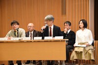 「富野由悠季の世界」記者会見の様子。各美術館の学芸員。