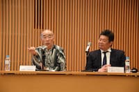 左から富野由悠季監督、養父尚三氏。