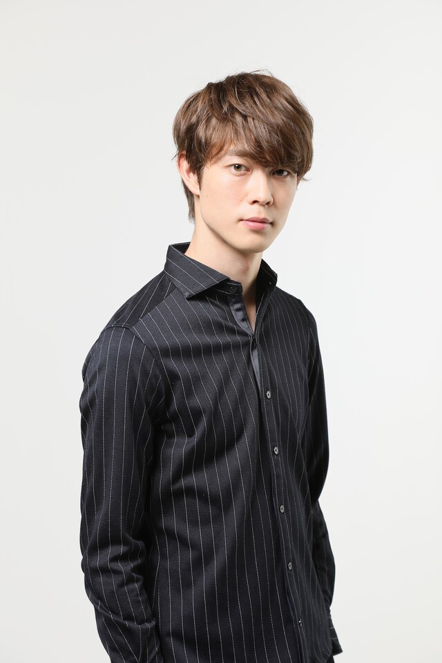 宮沢氷魚扮する伴野丈。