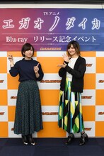 左から花守ゆみり、小市眞琴。