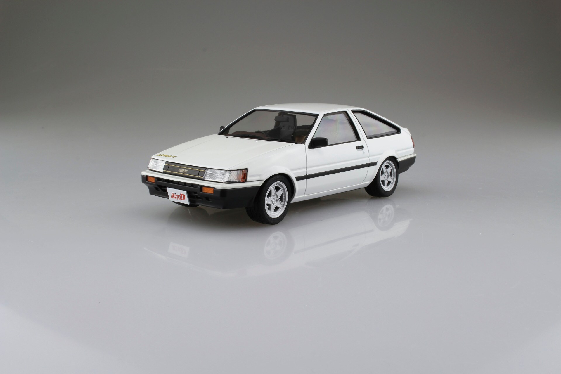 1/24 頭文字（イニシャル）D No.10 武内樹 AE85 レビン」 [画像