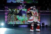 「Pripara Friendship Tour 2019 プロミス！リズム！パラダイス！」2月9日公演の模様。華園しゅうか役の朝日奈丸佳。