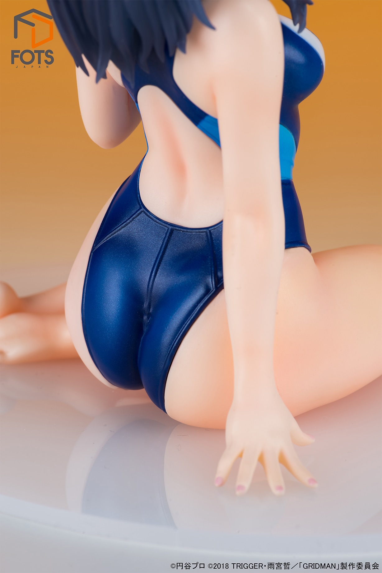 「SSSS.GRIDMAN『宝多六花』競泳水着ver」の背面アップ。