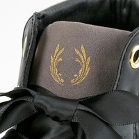 Edenモデルのスニーカー。