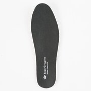 MaMモデルのスニーカー。