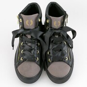 Edenモデルのスニーカー。