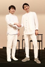 左から石田彰、石田明。