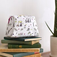 トラペーズポーチ