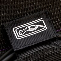 エレキギター用ギターバッグのケーブルホルダー部分。