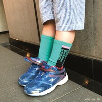 「新幹線変形ロボ シンカリオン キッズ用ソックス」着用イメージ